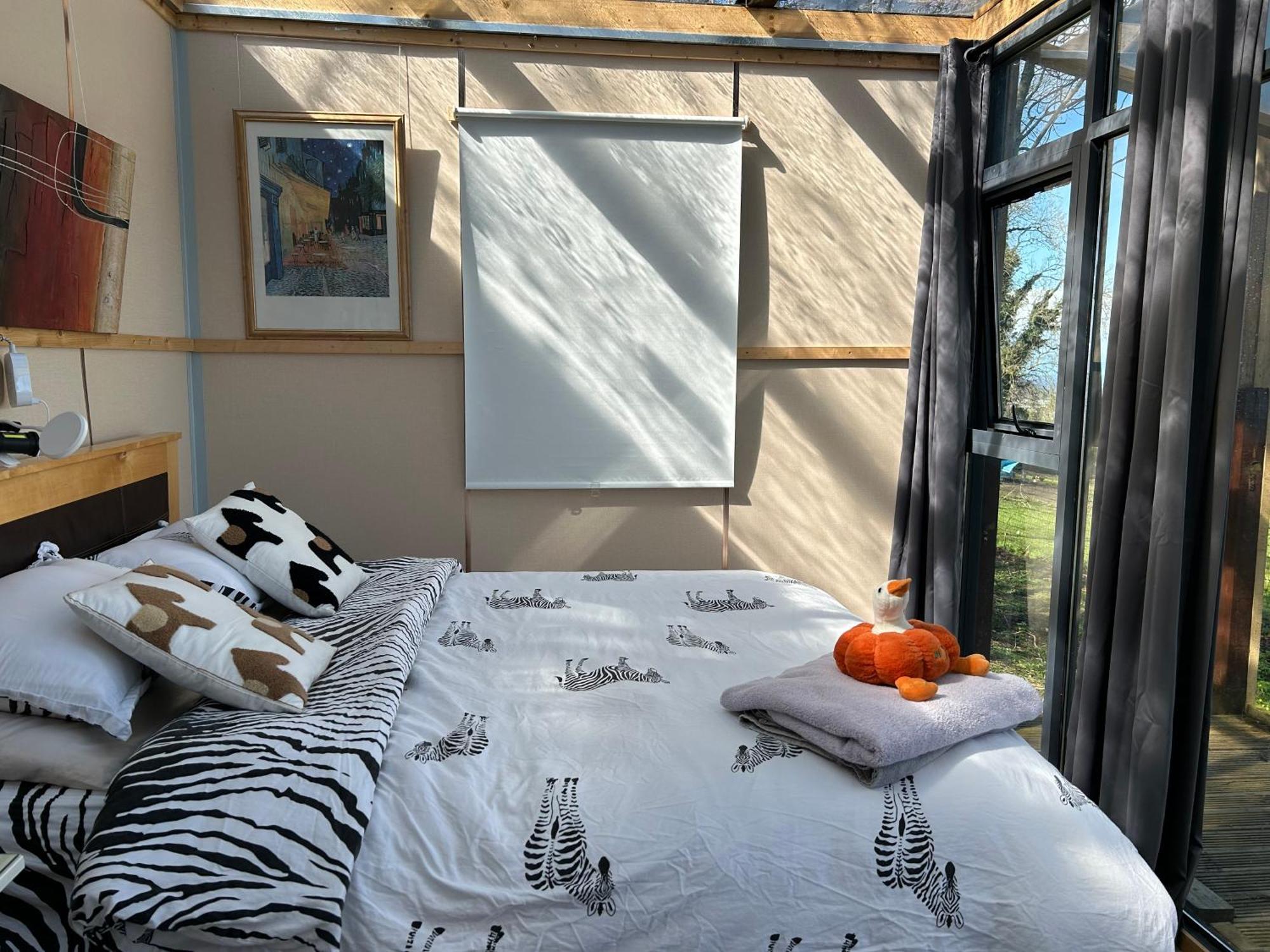 Sky Gazer Cabin In The Woods Дублин Экстерьер фото